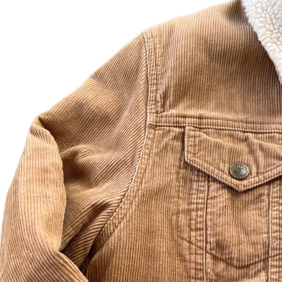 SOLD - Picture 5 of 9